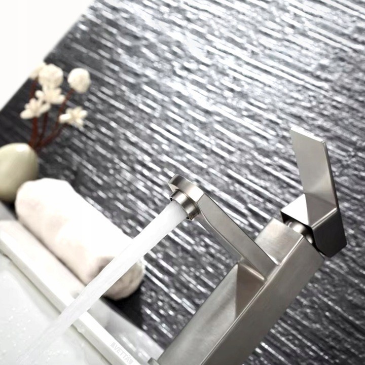 Robinet d'évier ou Lavabo Chromé